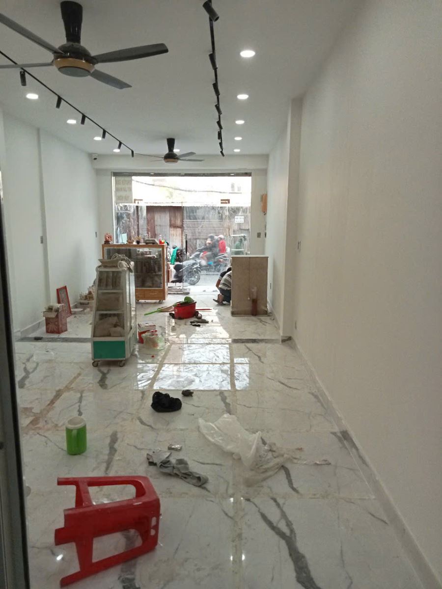 Thi công sơn dầu